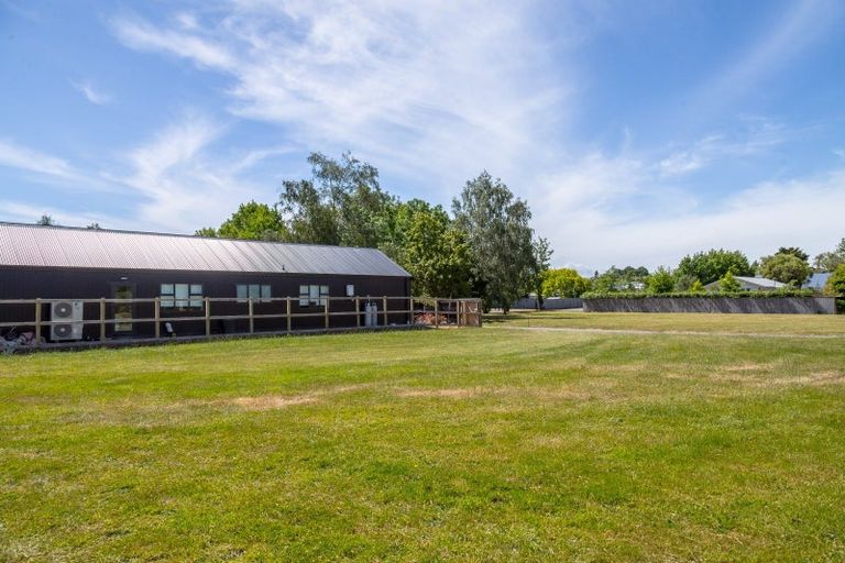 Photo of property in 9 Oates Place, Greytown, 5712