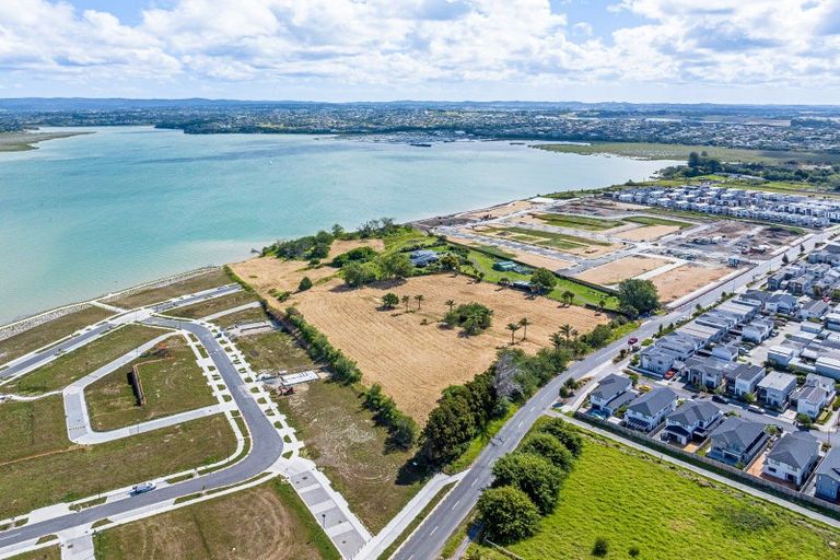 Photo of property in 16a Scott Road, Hobsonville, Auckland, 0616