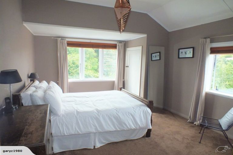 Photo of property in 22 Enfield Road, Hospital Hill, Napier, 4110