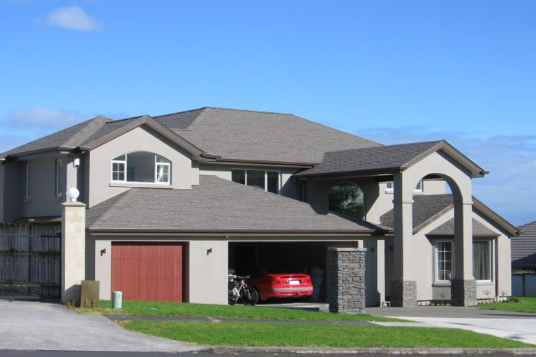 Photo of property in 11 Santa Cruz Drive, Shamrock Park, Auckland, 2016