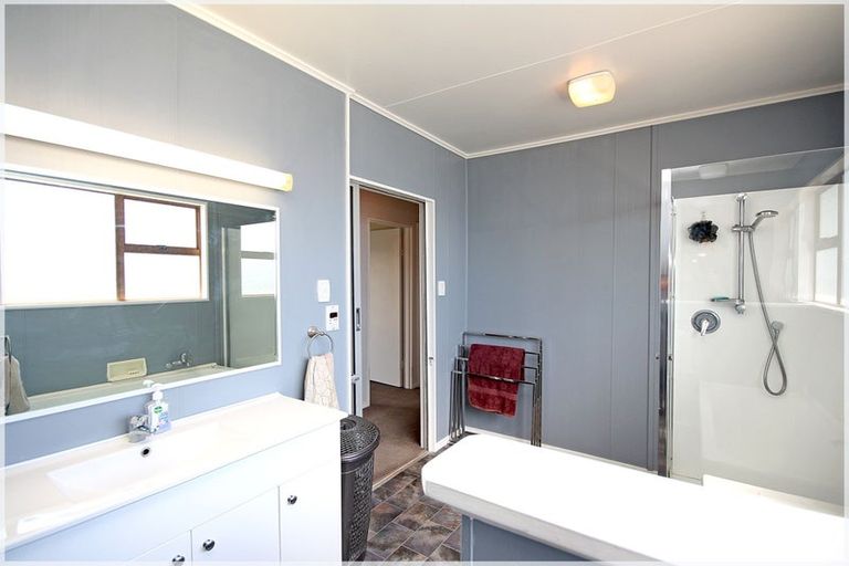 Photo of property in 16a Union Street, Foxton, 4814