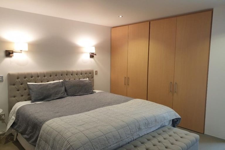 Photo of property in Sanctum Apartment, 10 Ebor Street, Te Aro, Wellington, 6011