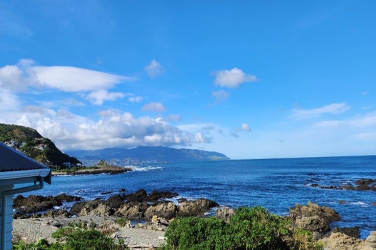 Photo of property in 134 Owhiro Bay Parade, Owhiro Bay, Wellington, 6023