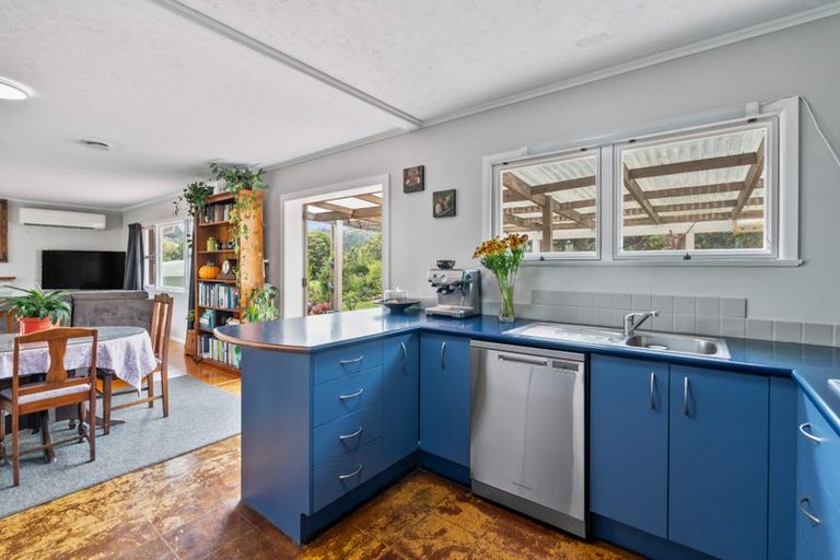 Photo of property in 1998 State Highway 1, Whakapara, Hikurangi, 0182