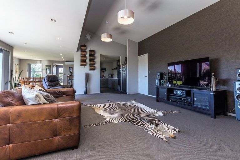 Photo of property in 8 Longwood Drive, Winton, 9720