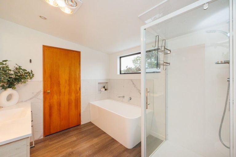 Photo of property in 2 Montgomery Terrace, Hokowhitu, Palmerston North, 4410