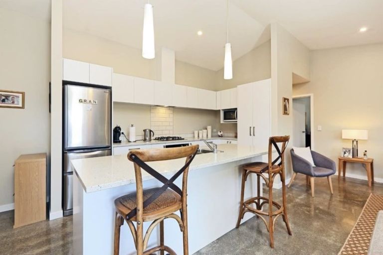 Photo of property in 24a Margaret Avenue, Havelock North, 4130