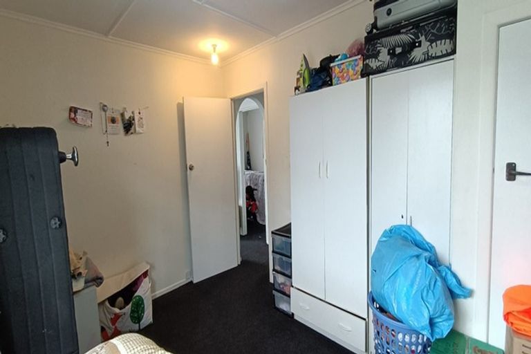 Photo of property in 1/22 Tawa Crescent, Manurewa, Auckland, 2102