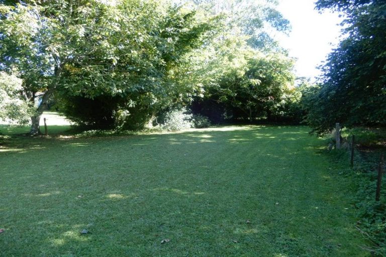 Photo of property in 445 Whites Road, Tirau, Putaruru, 3483