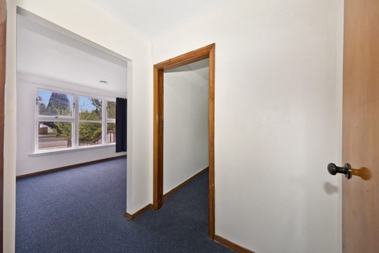 Photo of property in 2/45 Dickson Crescent, Hornby, Christchurch, 8042