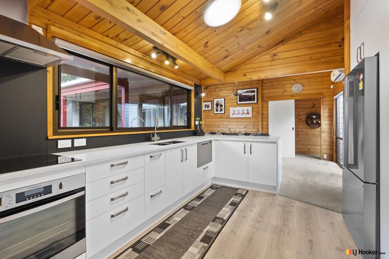 Photo of property in 3 Tuakura Way, The Gardens, Auckland, 2105