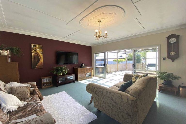 Photo of property in 40 Robertson Street, Richmond, Invercargill, 9810