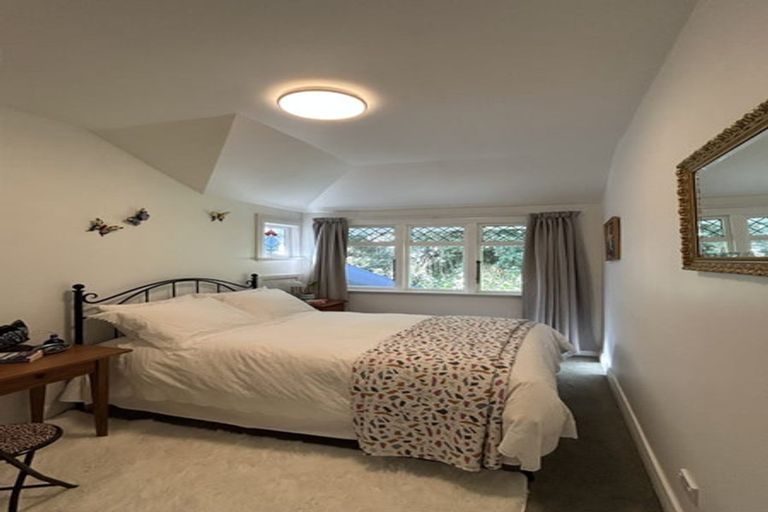 Photo of property in 1/1 Wilkinson Street, Oriental Bay, Wellington, 6011