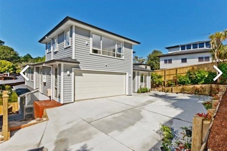 Photo of property in 102b Beach Road, Castor Bay, Auckland, 0620