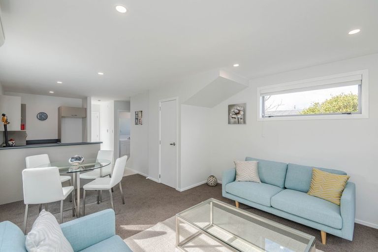 Photo of property in 24b Main Road, Titahi Bay, Porirua, 5022