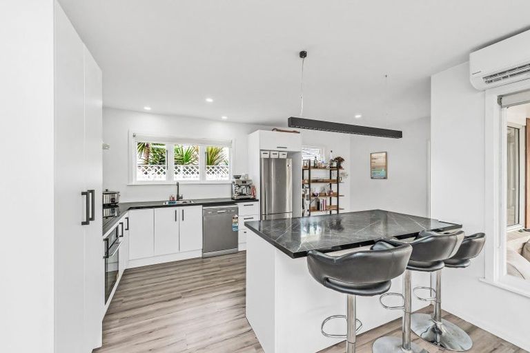 Photo of property in 5 Greenhaven Drive, Burwood, Christchurch, 8083