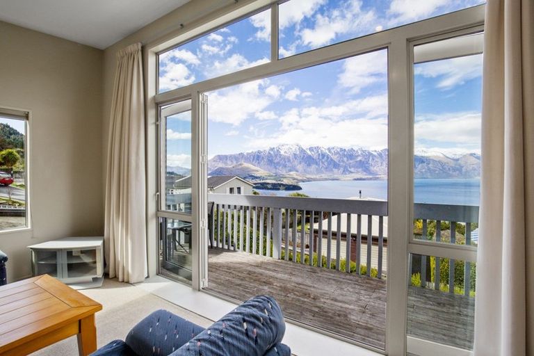 Photo of property in 36b Avalon Crescent, Fernhill, Queenstown, 9300