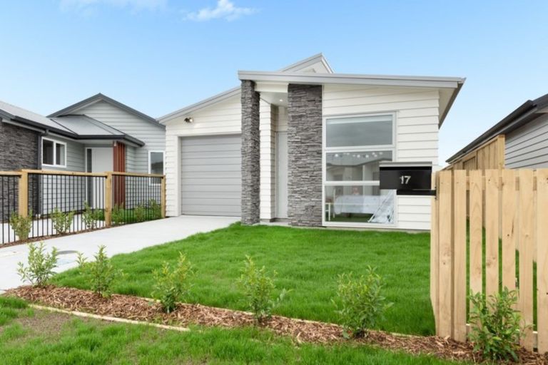 Photo of property in 17 Foley Grove, Pyes Pa, Tauranga, 3110