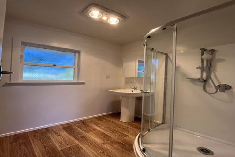 Photo of property in 2/12 Nile Road, Milford, Auckland, 0620