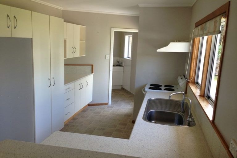 Photo of property in 3 Adams Place, Te Kamo, Whangarei, 0112