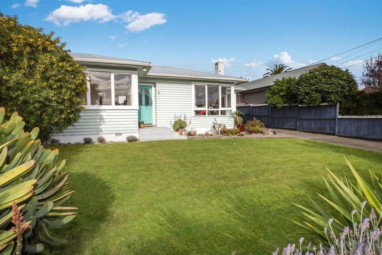 Photo of property in 8 Fincham Road, Raumati Beach, Paraparaumu, 5032