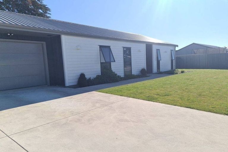 Photo of property in 38 Plains Avenue, Masterton, 5810
