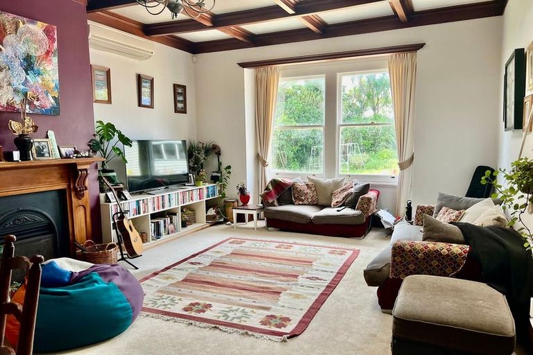 Photo of property in 67 Anzac Road, Waitakere, Auckland, 0816