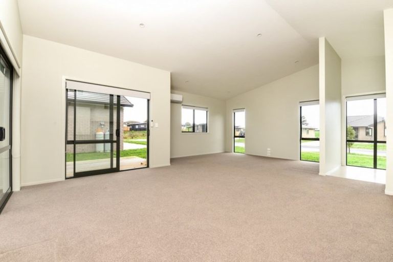 Photo of property in 10 Matau Close, Te Kauwhata, 3710