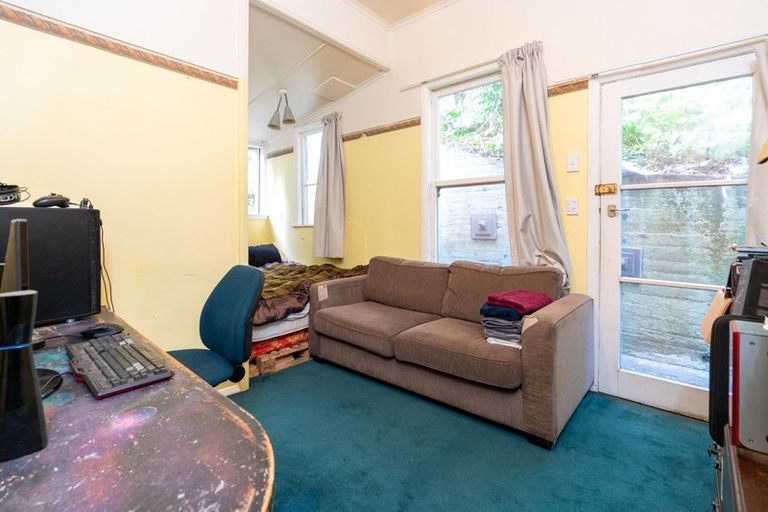 Photo of property in 23 Grass Street, Roseneath, Wellington, 6011