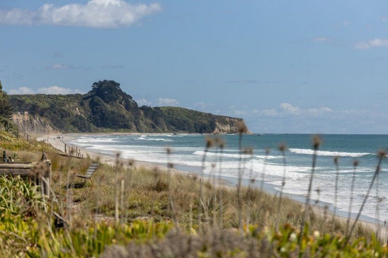 Photo of property in 579a Pukehina Parade, Pukehina, Te Puke, 3189