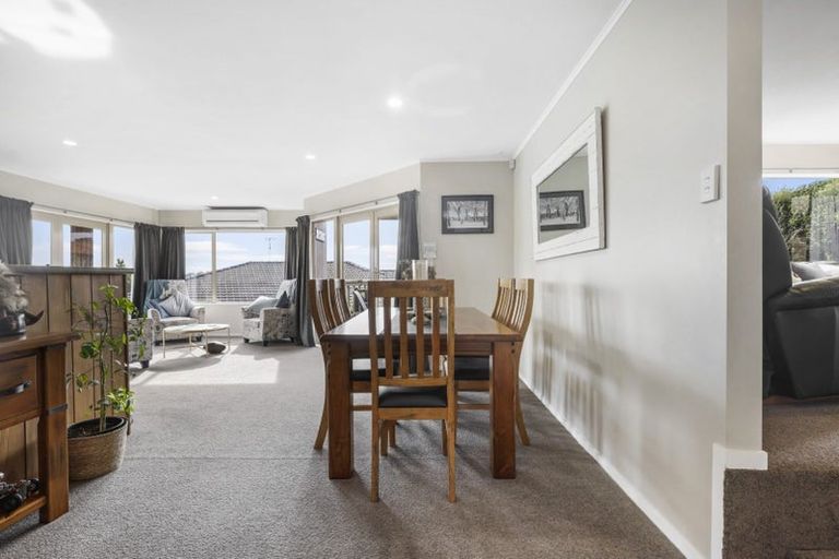 Photo of property in 40 Greenfield Drive, Western Heights, Hamilton, 3200