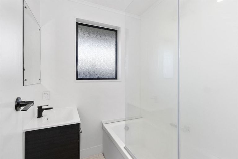 Photo of property in 3/12 Rutherford Street, Woolston, Christchurch, 8023