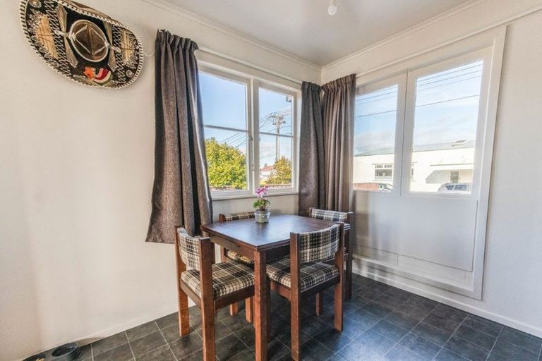 Photo of property in 10 Cuba Street, Marton, 4710