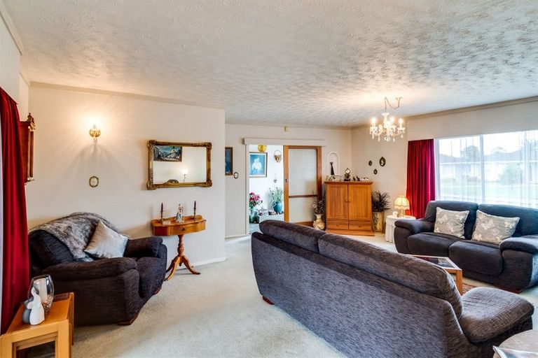 Photo of property in 24 Oriel Place, Pirimai, Napier, 4112