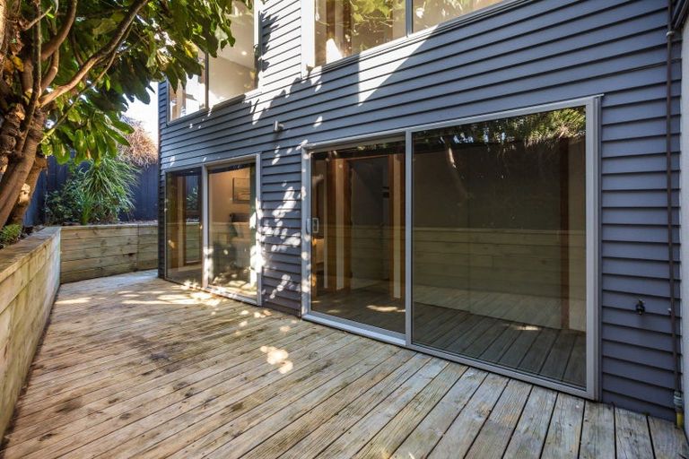 Photo of property in 7a Sunset Parade, Plimmerton, Porirua, 5026