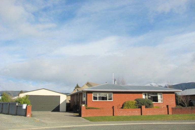 Photo of property in 6 Thomson Place, Te Anau, 9600