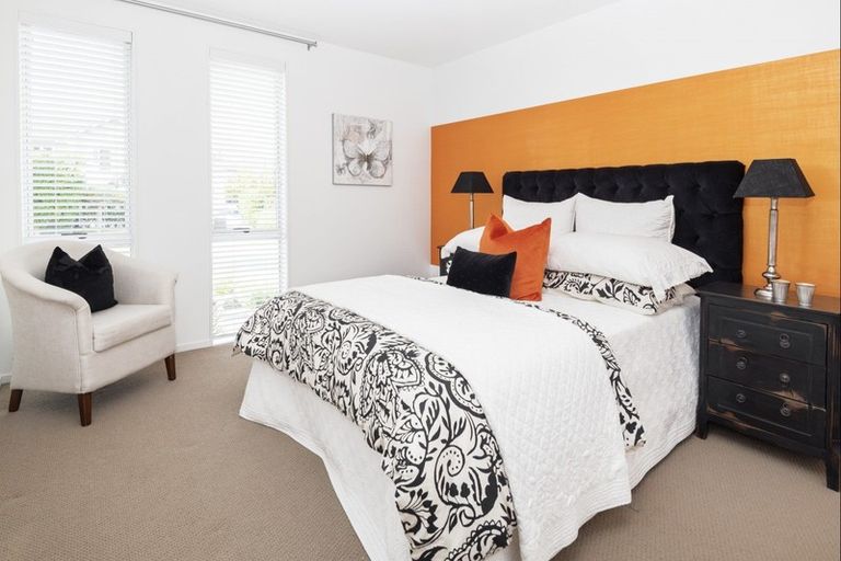 Photo of property in 12 Tranquility Rise, Mellons Bay, Auckland, 2014