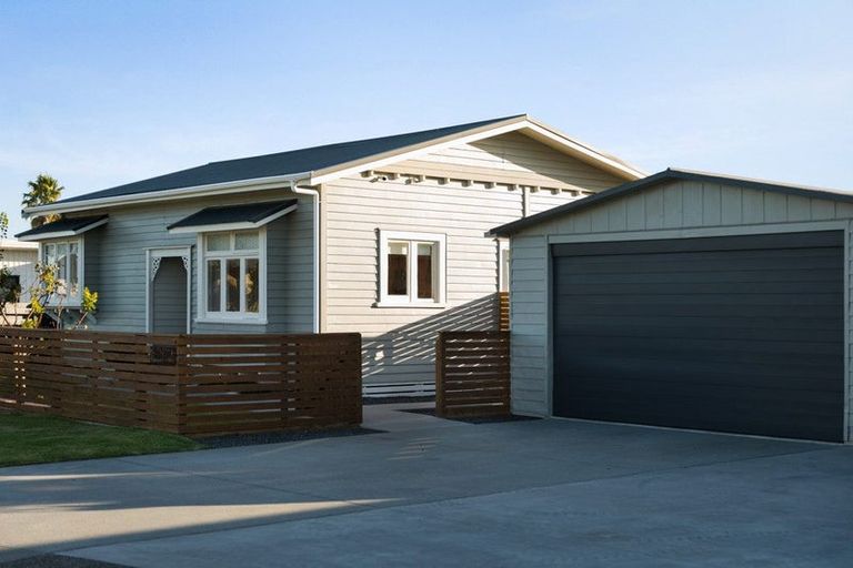 Photo of property in 12 Sandleigh Drive, Athenree, Waihi Beach, 3177