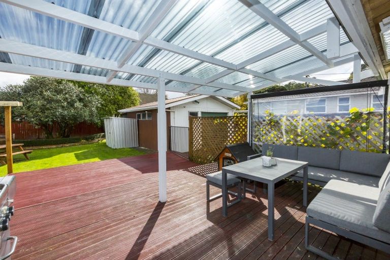 Photo of property in 71 Oregon Drive, Maoribank, Upper Hutt, 5018