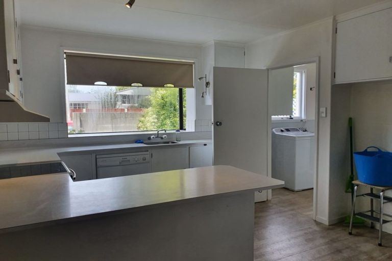 Photo of property in 87 Clyde Road, Ilam, Christchurch, 8041