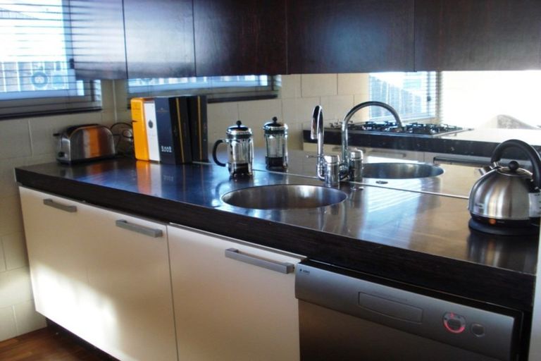 Photo of property in 3/100 Office Road, Merivale, Christchurch, 8014