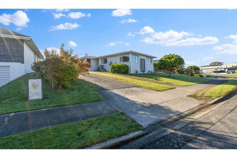 Photo of property in 39 Conway Crescent, Glengarry, Invercargill, 9810