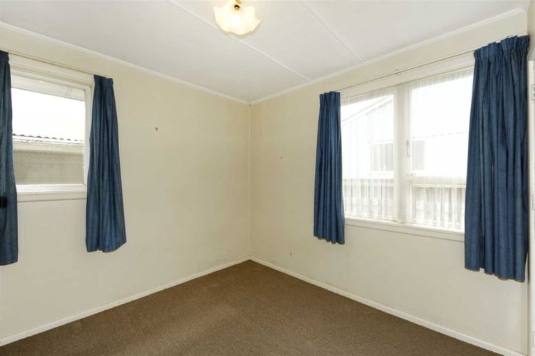 Photo of property in 65 Kendal Avenue, Burnside, Christchurch, 8053