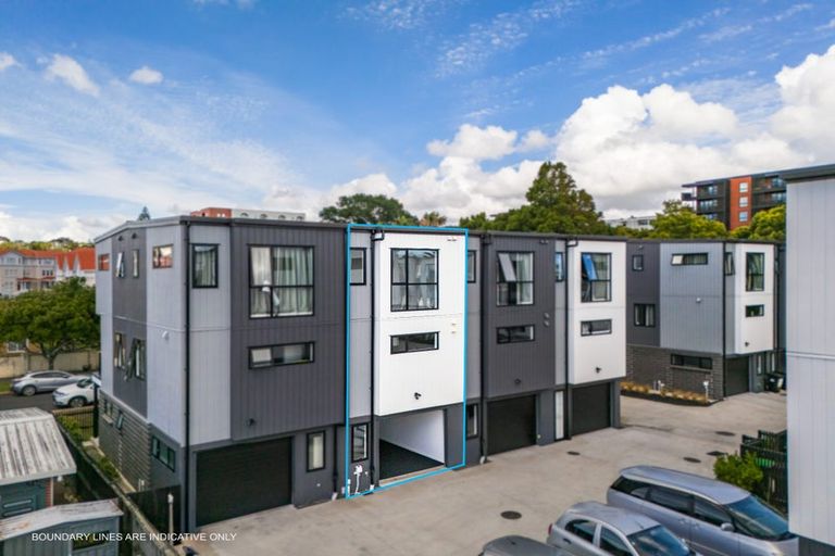 Photo of property in Fitzgerald Street, Glentunnel, 7673