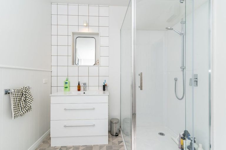 Photo of property in 17 Peel Street, Mornington, Dunedin, 9011