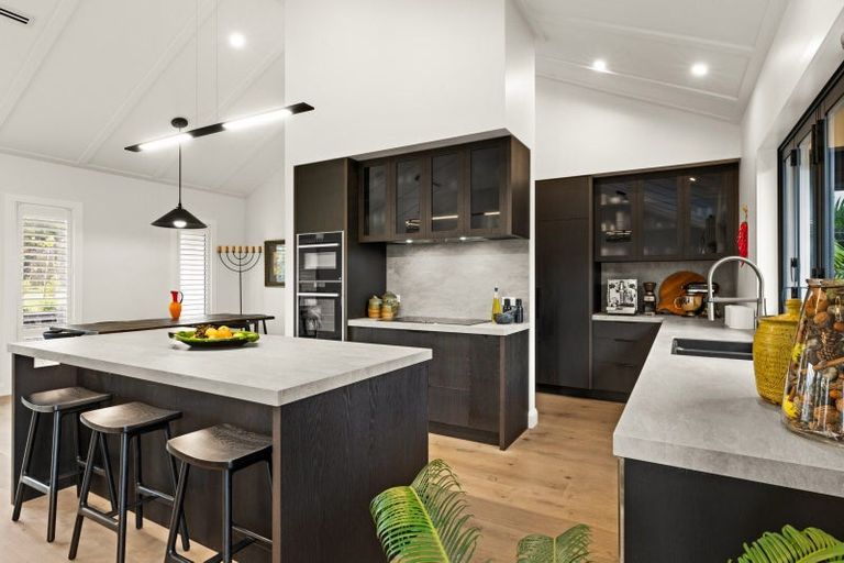 Photo of property in 58 Breadalbane Avenue, Havelock North, 4130