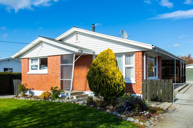 Photo of property in 34 Connolly Street, Geraldine, 7930