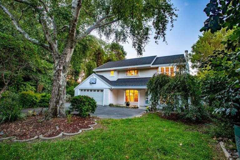 Photo of property in 429 Te Moana Road, Waikanae, 5036