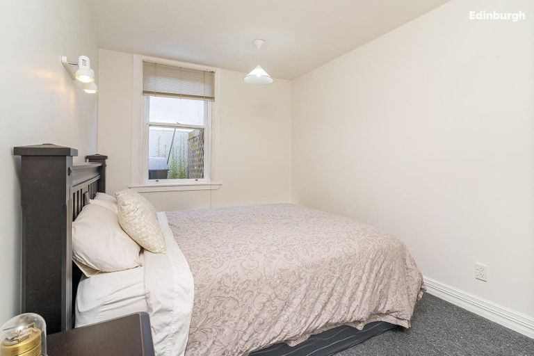 Photo of property in 2/31 Dowling Street, Dunedin Central, Dunedin, 9016