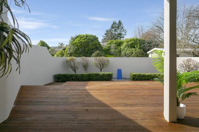 Photo of property in 29 Harvey Street, Waipahihi, Taupo, 3330